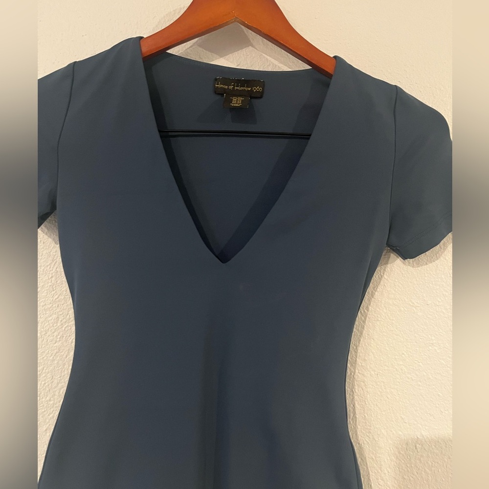 Elegant Blue V-Neck Dress
